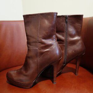 Steve Madden "Remedie" brown leather women's boots $160 size 7 1/2 M